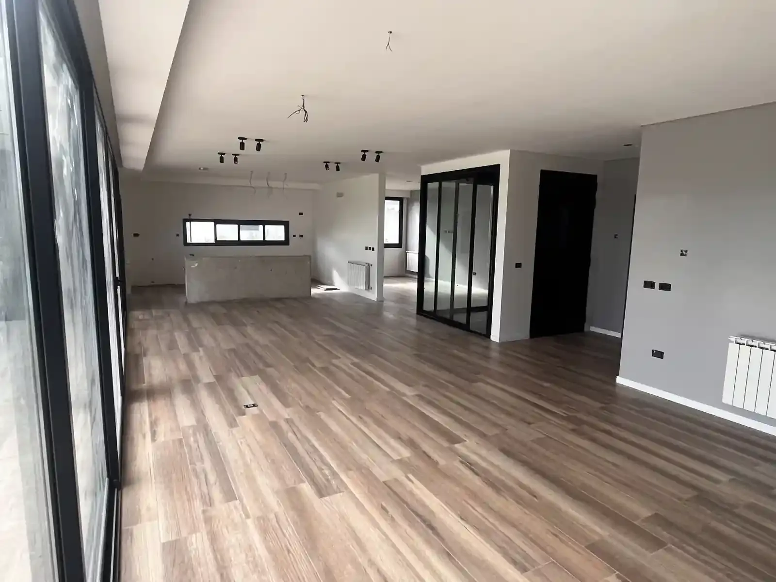 RBQ 288, interior del living comedor en planta baja